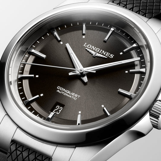 Longines montre Conquest 38mm noir automatique acier L3.720.4.52.9