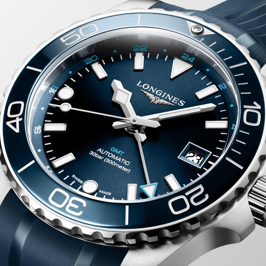 Montre Longines Hydroconquest GMT 41 mm en acier bleu automatique L3.790.4.96.9