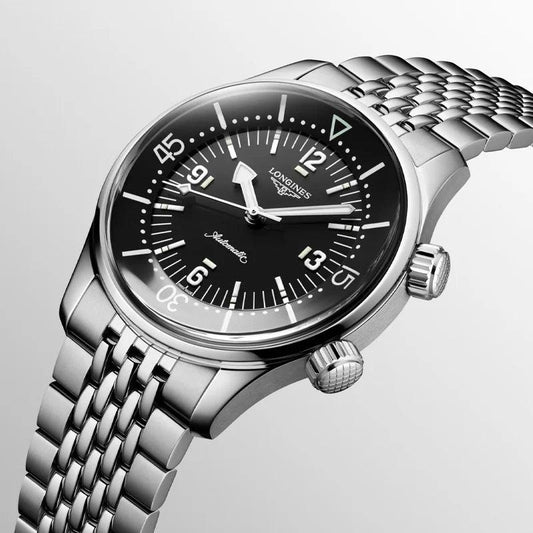 Montre Longines Legend Diver 39 mm en acier automatique noir L3.764.4.50.6