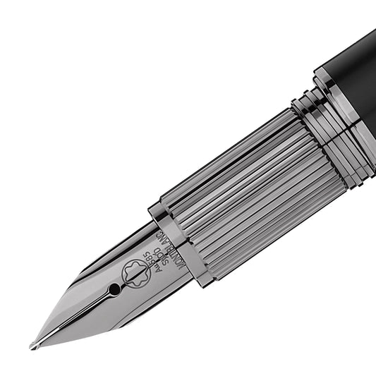 Stylo plume Montblanc StarWalker UltraBlack en résine précieuse F 126339