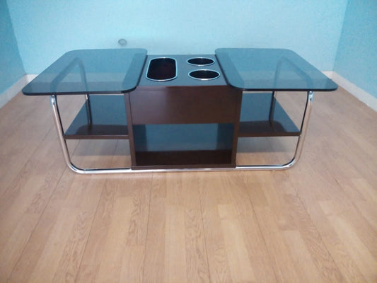 Table de bar vintage des années 1970 avec surfaces en verre et en métal chromé, magnifique, avec porte-verres intégré.