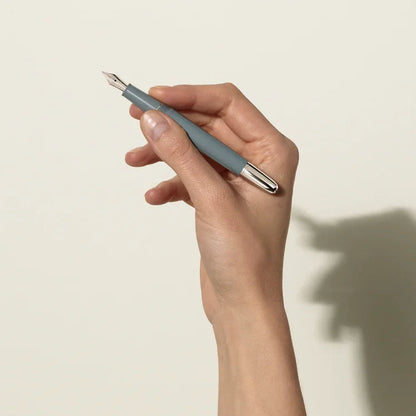 Montblanc stylo-plume Meisterstück X Olympic Heritage Chamonix 1924 Classique pointe M 131363