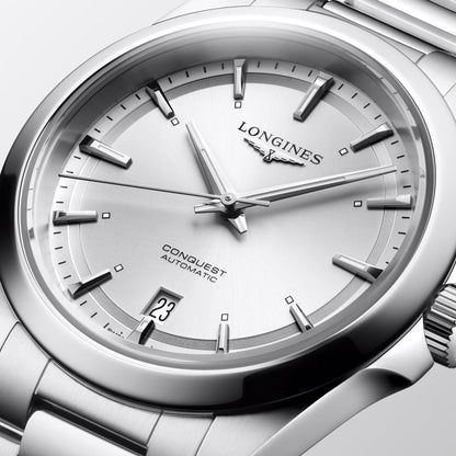 Montre Longines Conquest 38 mm en acier argenté automatique L3.720.4.72.6