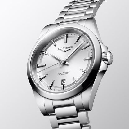 Montre Longines Conquest 38 mm en acier argenté automatique L3.720.4.72.6
