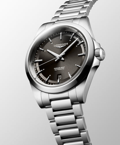 Longines montre Conquest 38mm noire automatique acier L3.720.4.52.6