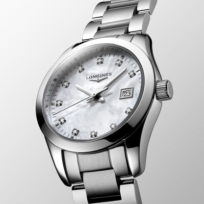 Montre Longines Conquest Classic 29 mm en acier, nacre et diamants, mouvement quartz, L2.286.4.87.6