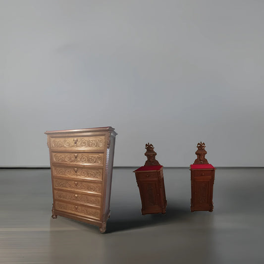 Ornate cassettiera italiana noce in legno con tre pezzi set romantico del xix secolo