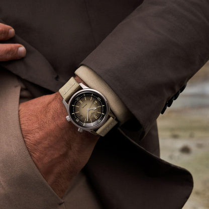 Longines montre Legend Diver 42mm beige automatique acier L3.774.4.30.2