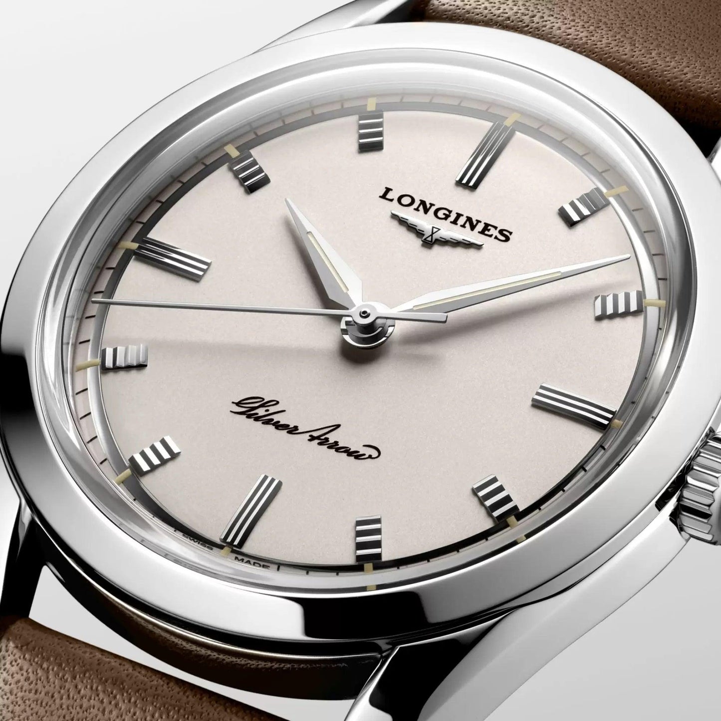 Longines montre Silver Arrow 38,5mm argent automatique acier L2.834.4.72.2