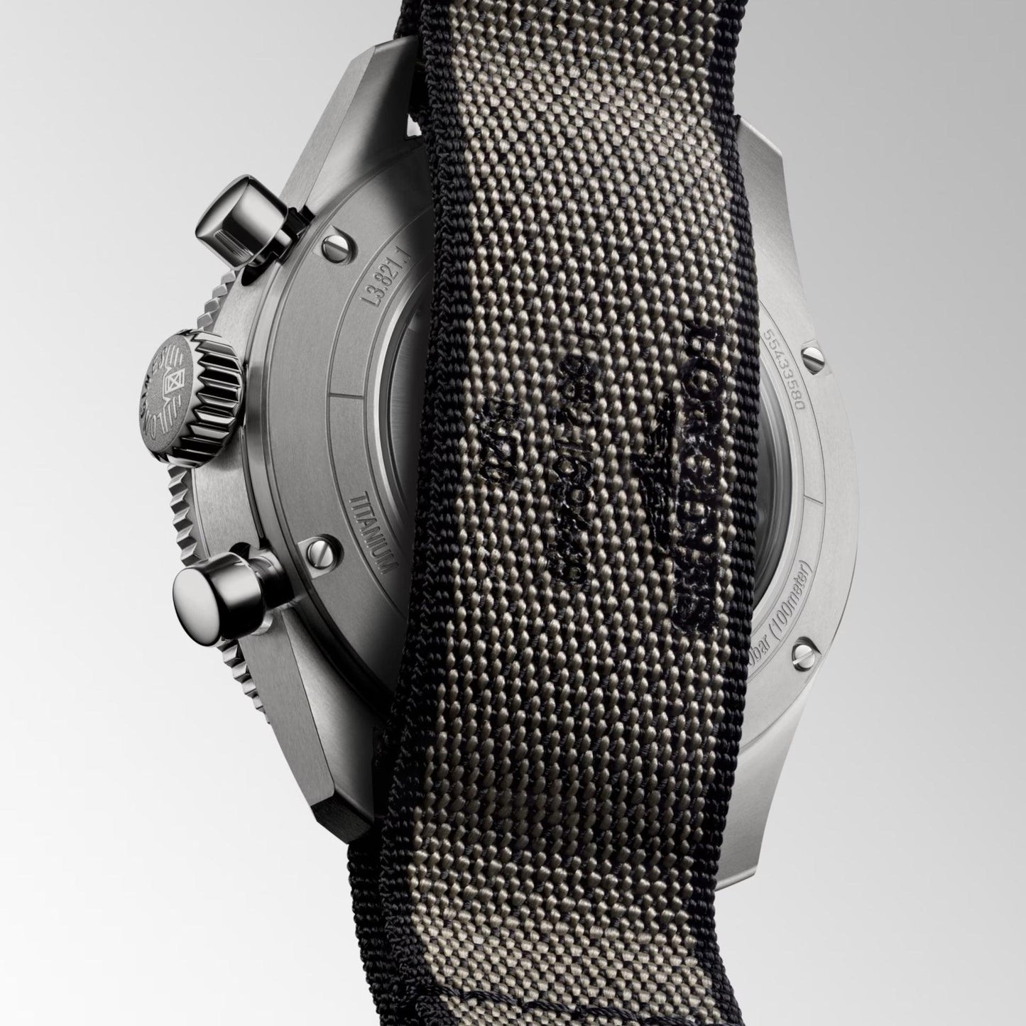 Montre Longines Spirit Flyback Titanium 42 mm Anthracite Automatique en Titane L3.821.1.53.2