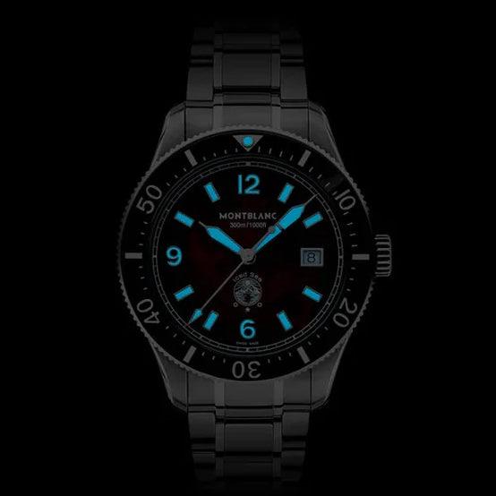 Montblanc montre Iced Sea Date 41mm bordeaux automatique acier 132291
