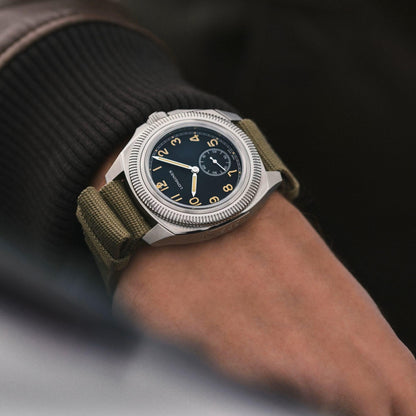 Longines montre Pilot Majetek Box Edition 43mm noir automatique acier L2.838.4.53.9