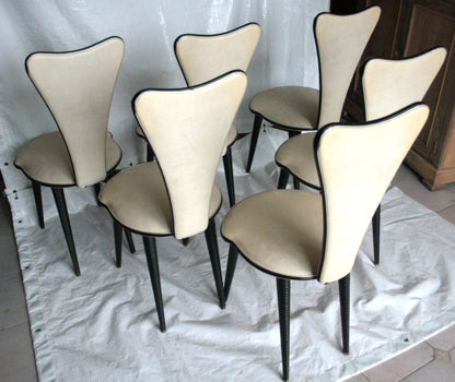 Set 6 sedie umberto mascagni anni 60 italia in ecopelle bianca con trim nero e design triangolo irregolare
