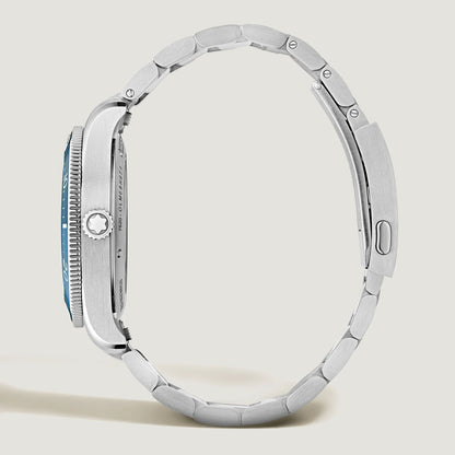 Montblanc montre Iced Sea Automatic Date 0 Oxygen 38mm bleu clair automatique acier 134022