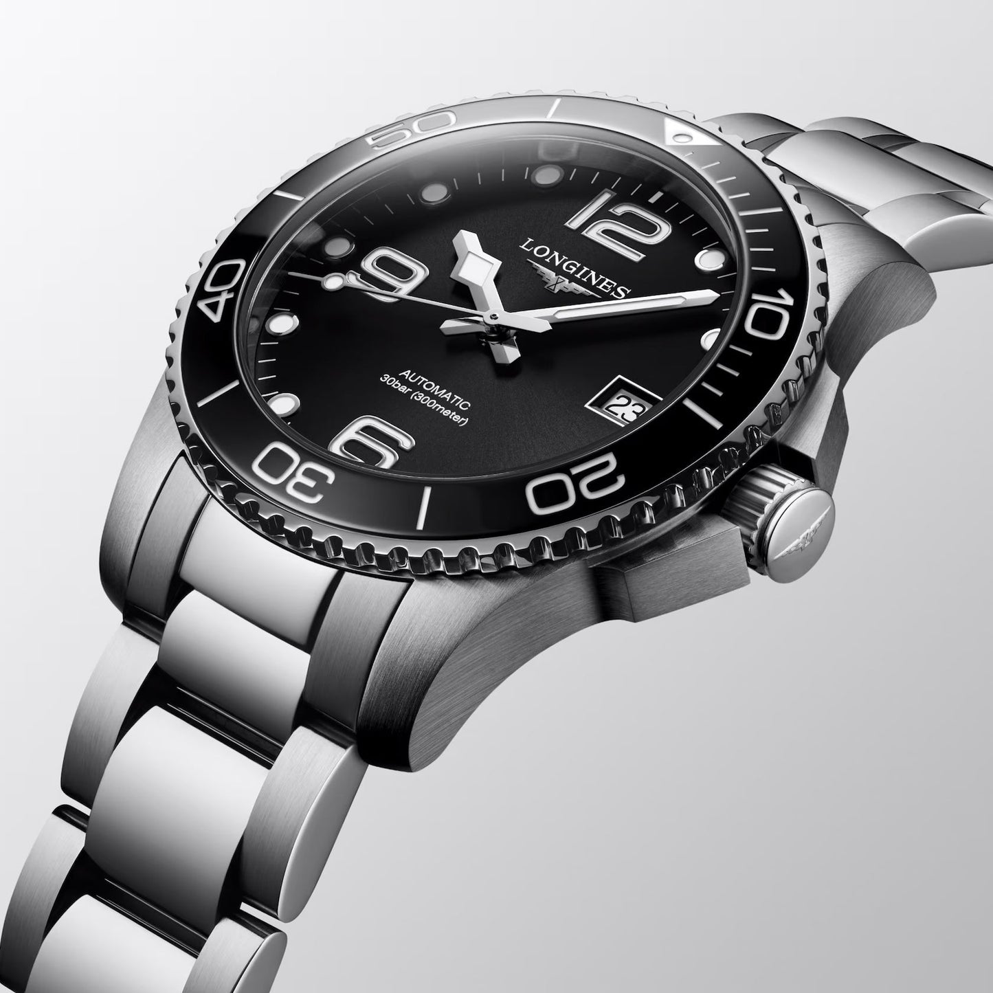 Longines montre Hydroconquest 39mm noir automatique acier